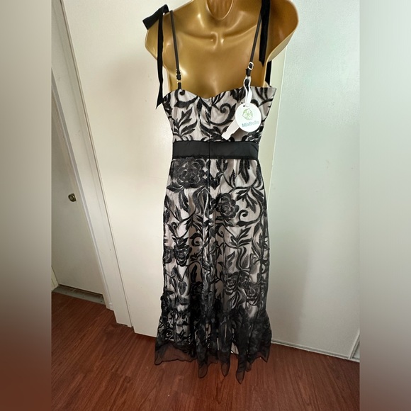 Mia Belle Romantic Mesh Floral Overlay W/Nude Underlay Velvet Bow Dress NWT M - Picture 5 of 15